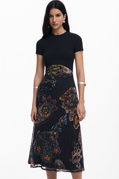 Vestido desenhado por Mr. Christian Lacroix